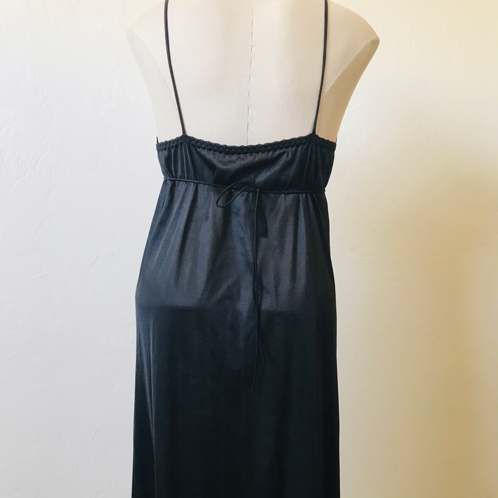 🍸VINTAGE 1990s Black Floral Satin Floor Length Nightgown - Picture 6 of 8